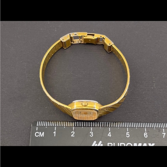 Vintage Wrist Watch Pierre Cardin Women's Quartz Gold tone small Square Bezel - Picture 2 of 13